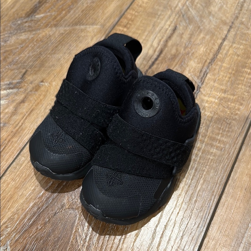 Kids Black Athletic Shoes